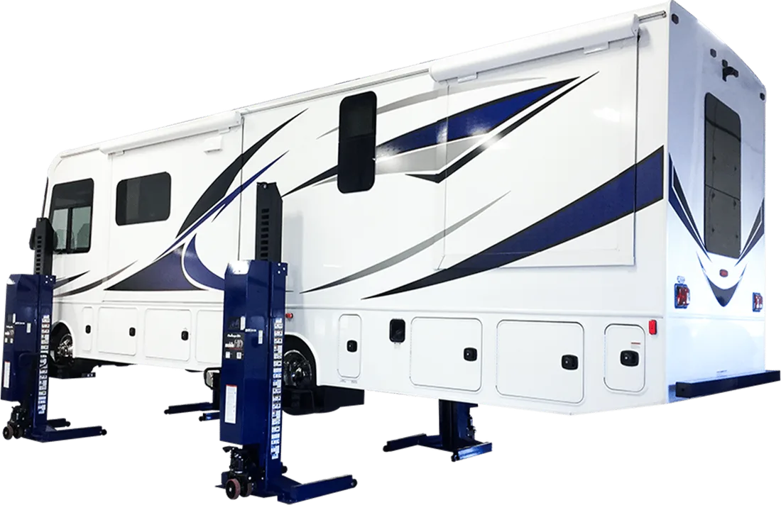 Challenger CLHM Series — 14,000 / 19,000 lb Heavy-Duty Mobile Column Lifts